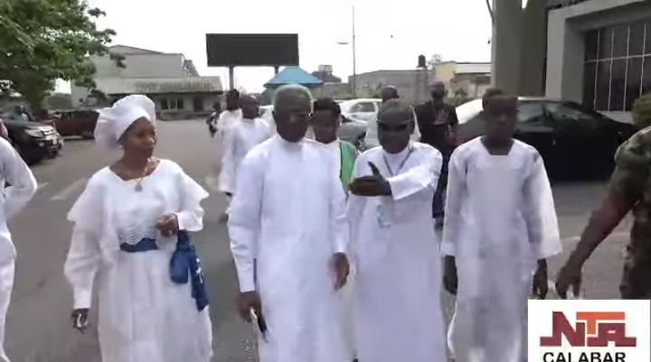 PROPHET BASSEY INTENSITY GOD MANDATES! 2 days revival successful…..