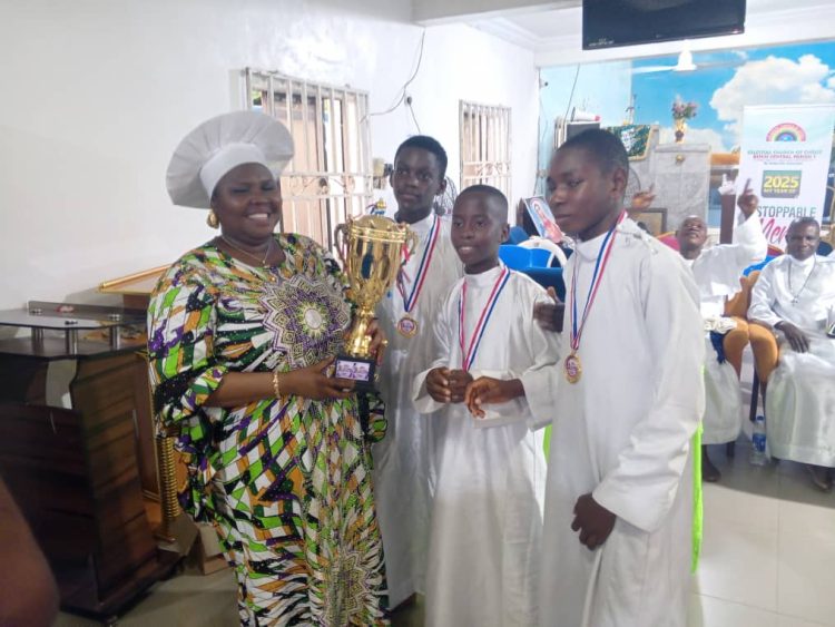 CCC GRA CATHEDRAL BENIN CITY SHINES: Children Win Late Sup/Evang Elijah Akintan Memorial Quiz Cup.