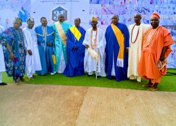 M/S/E NUNAYON, OBA MODAKEKE, OTHERS WORSHIP AT CCC HEFSIBA CITY, ALAKIA, IBADAN