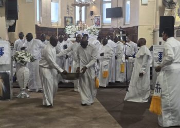 PRESS RELEASE! REPORT ON THE SHEPHERD AND CHURCH WORKERS WASHING OF FEET AND HOLY COMMUNION SERVICE! CCC UK DIOCESE – HOLY WEEK TUESDAY.